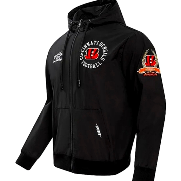CINCINNATI BENGALS--luxury brand PRO standard- new for 23-24 season- waterproof - Picture 1 of 3